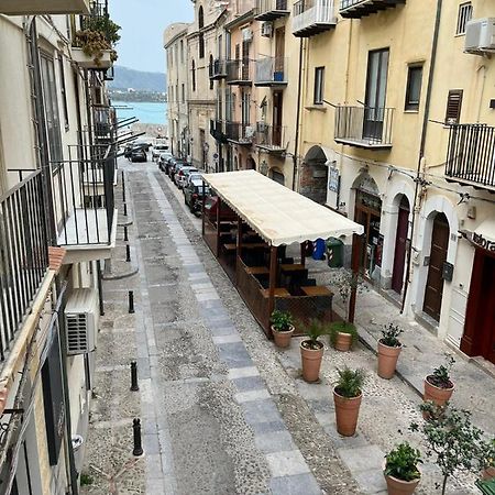 Casa Vacanza Adorno 切法卢 外观 照片