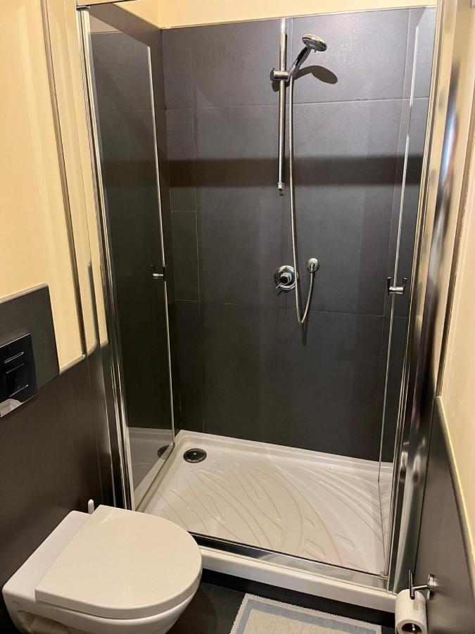 Casa Vacanza Adorno 切法卢 外观 照片