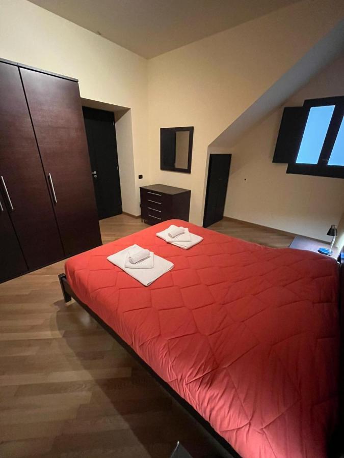 Casa Vacanza Adorno 切法卢 外观 照片