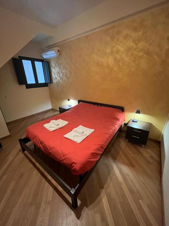 Casa Vacanza Adorno 切法卢 外观 照片
